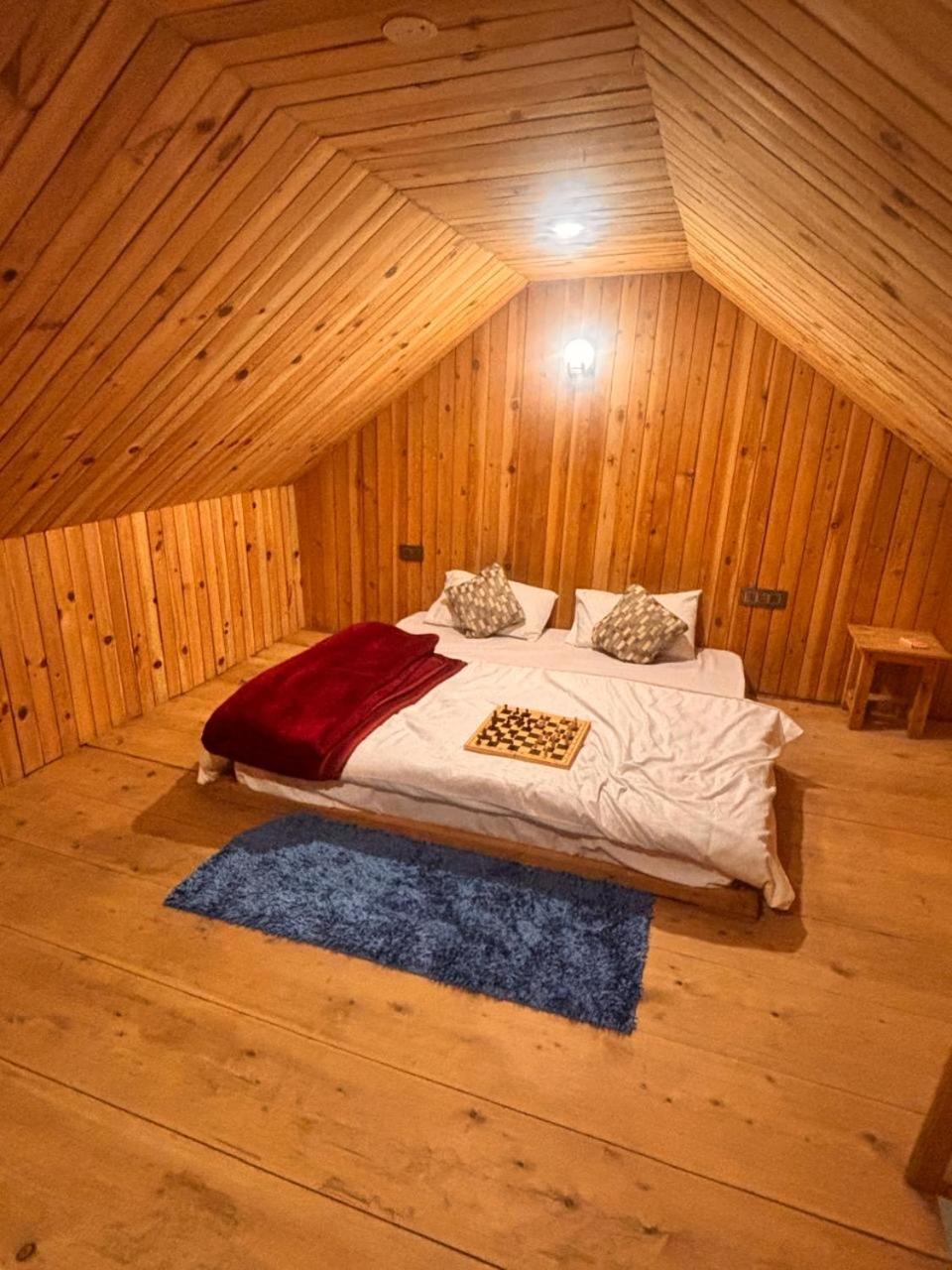 The Cozy Cabin, Jibhi Banjār Exterior photo